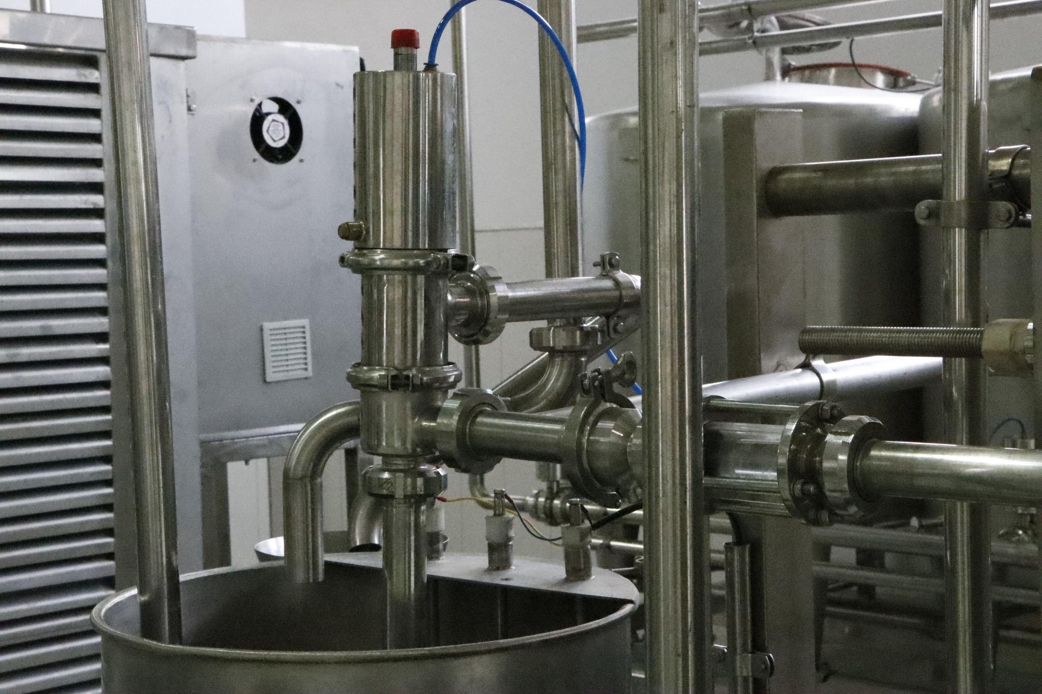 Toroness factory stainless production detail